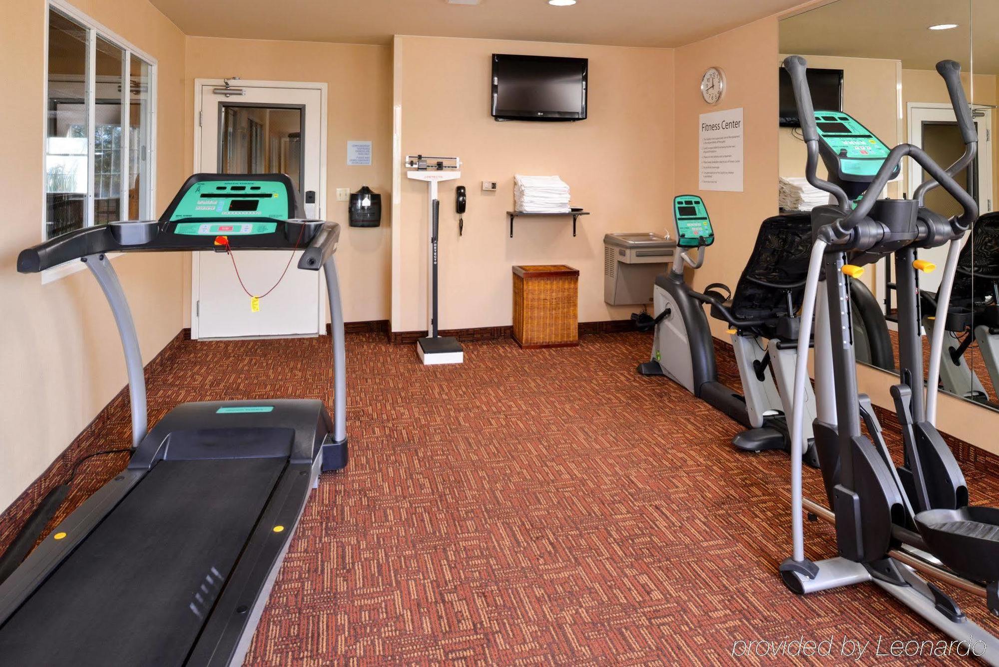 Holiday Inn Express & Suites Watsonville By Ihg Экстерьер фото